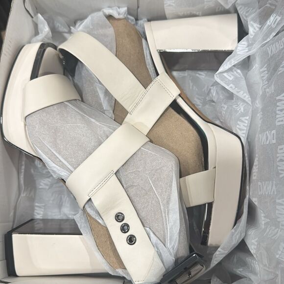 DKNY Women's Bibiana Platform Sandal color Egg Nog - Picture 3 of 3